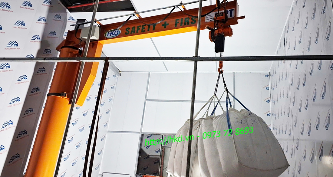 Cẩu trục quay 2 tấn kiểm định nâng hạ tải trọng 5 tấn