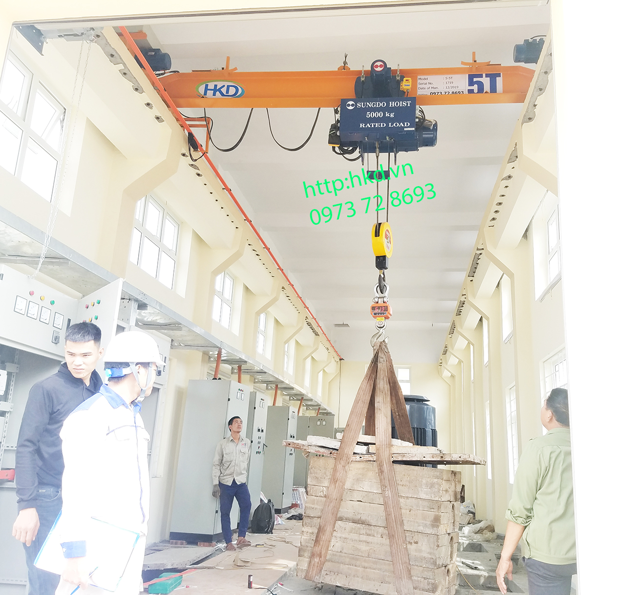 cầu trục dầm đơn 5 tấn tại Quảng Ninh