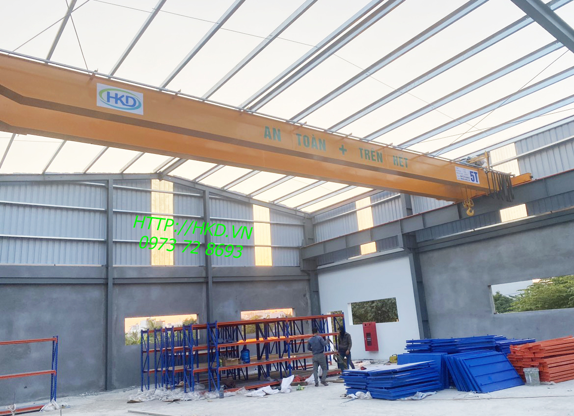 Cầu trục hai dầm 5 tấn sử dụng Pa lăng cáp Hàn Quốc tại HKD Crane